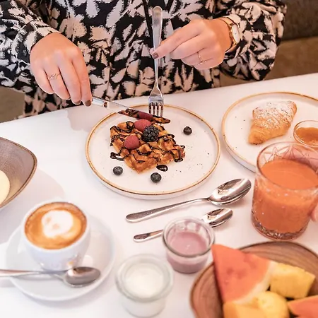 ホテル Nesslerhof 5*