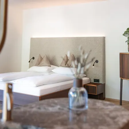 Nesslerhof 5* غروسارل