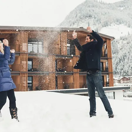 Hotel Nesslerhof 5*