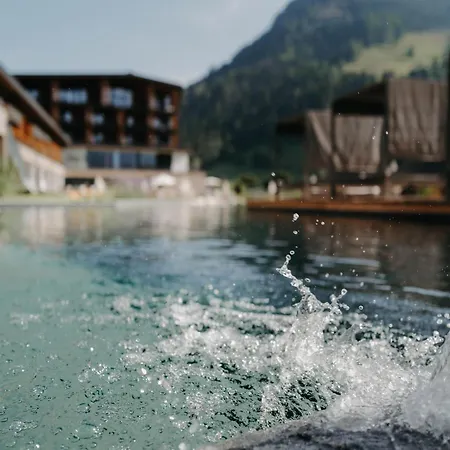 Nesslerhof ホテル グロースアルル