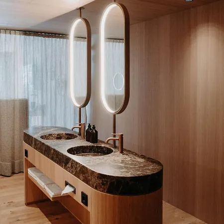 Nesslerhof ホテル グロースアルル