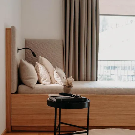 Nesslerhof ホテル グロースアルル