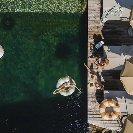 Nesslerhof グロースアルル