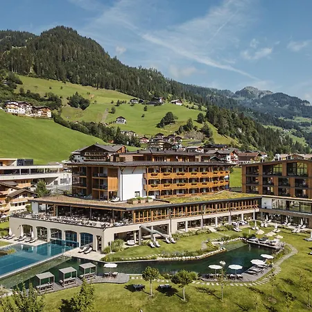 Nesslerhof Hotel 5*