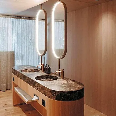 Nesslerhof Hotel 5*